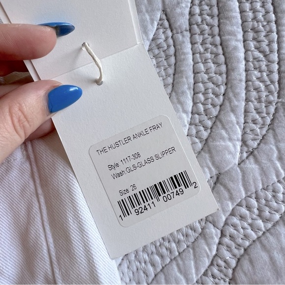 NWT - MOTHER - The Hustler Ankle Fray Jean - Glass Slipper - Picture 5 of 15